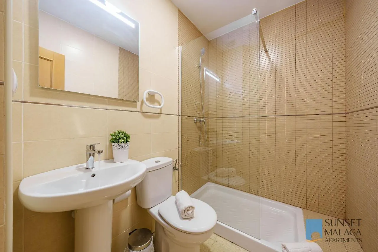 Malaga Central Suites - New Release Apartment